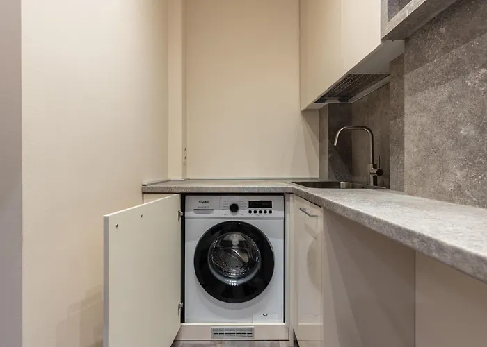 Апартаменты Vibrant 1bd Centre *