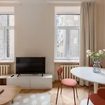 Vibrant 1bd Centre Апартаменти